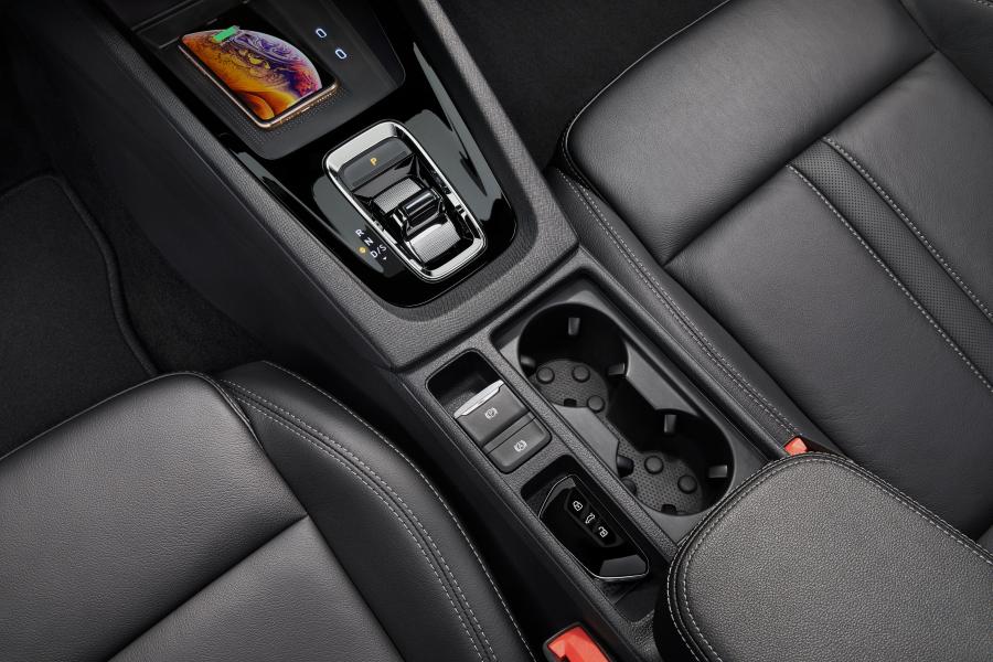 Детали интерьера Skoda Octavia 2020 года  (WW) (фото 38 из 94)